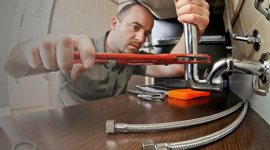 Expert burst pipe repair services in Rhodes, MI